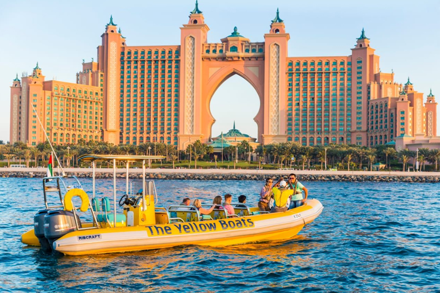 Dhow cruise Marina. 